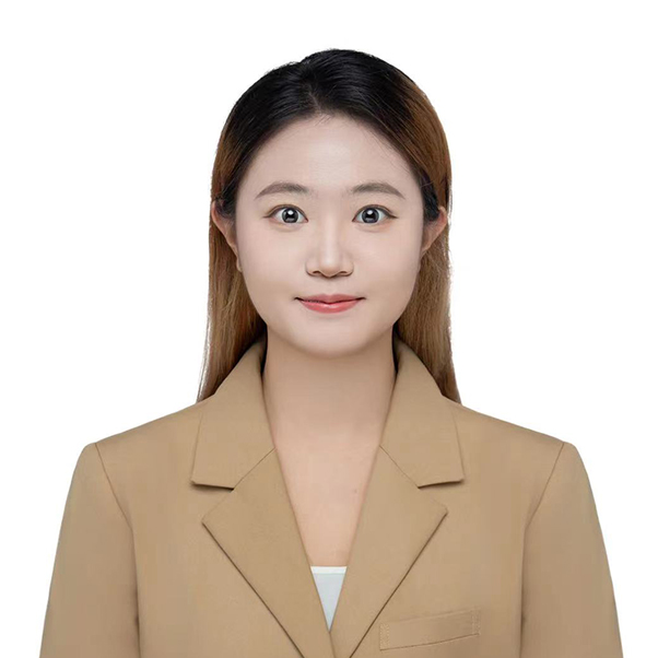 Photo of Chenxi Zhang